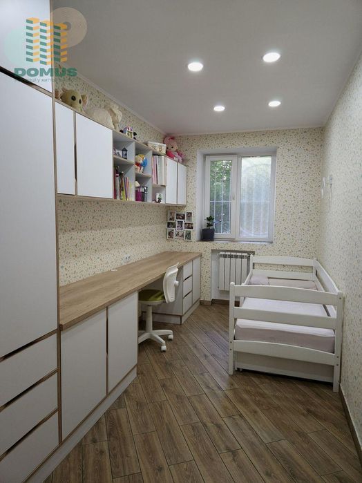 Продам 3 комн 55 м2, ул. Космонавтов. Черёмушки! С ремонтом!