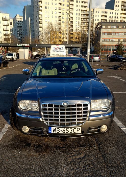 Chrysler 300c AWD kombi 3.5 v6 LPG