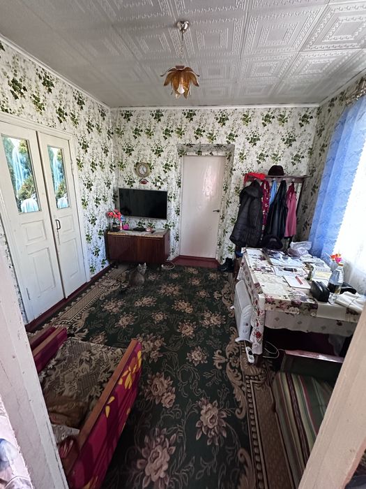 Продаєтся Дім .