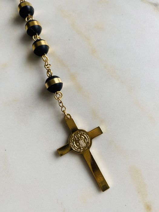 Różaniec . Czarno / zloty