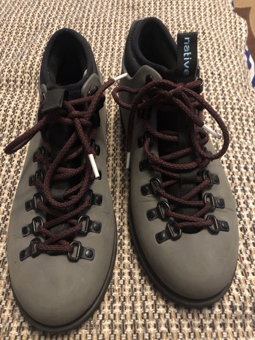 Черевики    native Англія