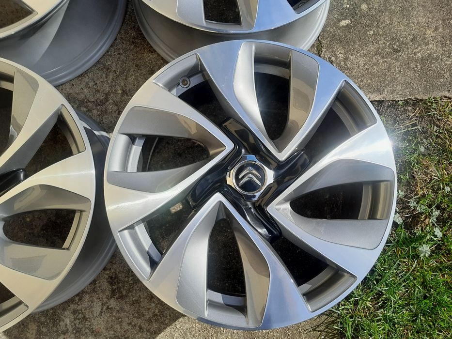 felgi aluminiowe 18 oryginalne citroen ds 4x108 8jx18 et27