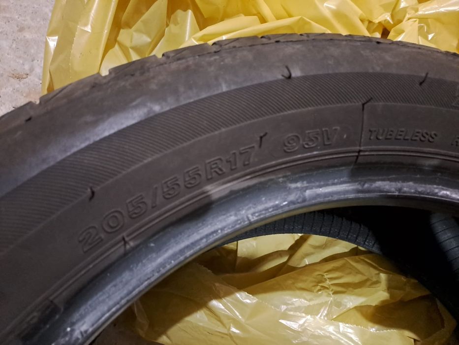Opony Bridgestone 205/55 R17