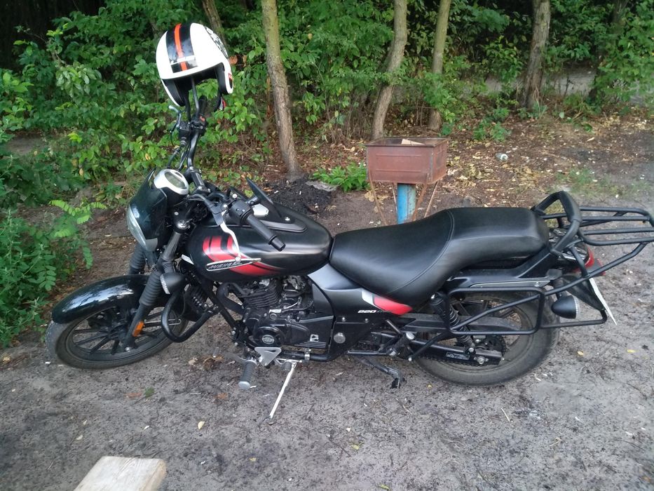 Мото bajaj avenger 220