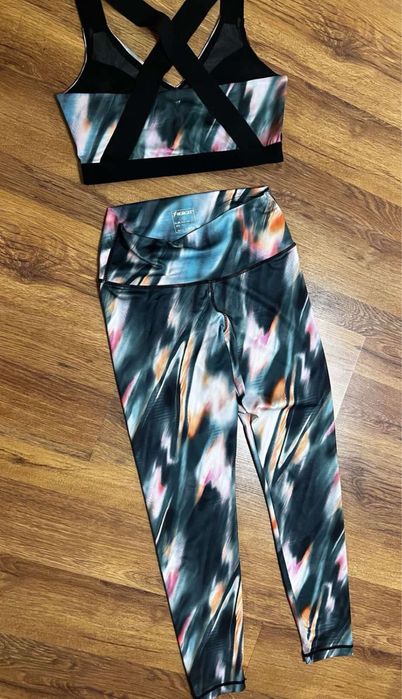 Костюм для тренувань Workout