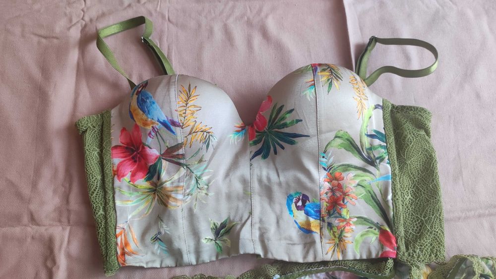 Intimissimi komplet w papugi majtki M 2 pary & biustonosz 75B
