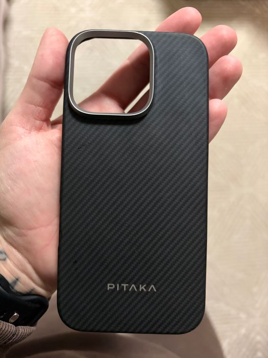 Чохол pitaka на 16 pro