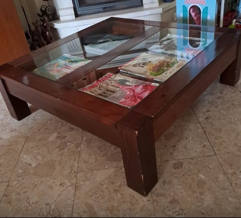 Mesa de centro em madeira