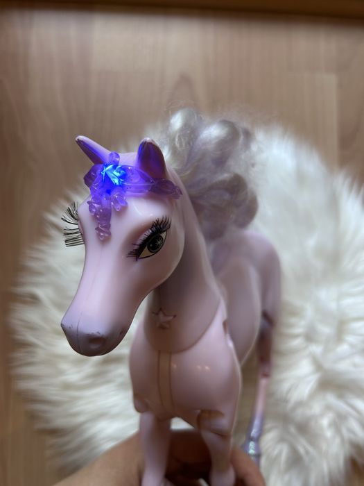 Брієтта Барбі barbie і Чарівний Пегас