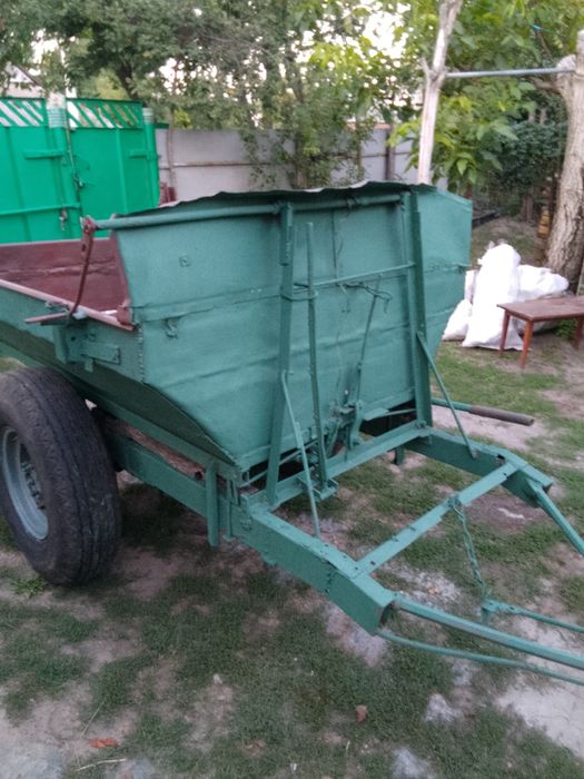 Продам саморобний трактор з прицепом-самоскид.