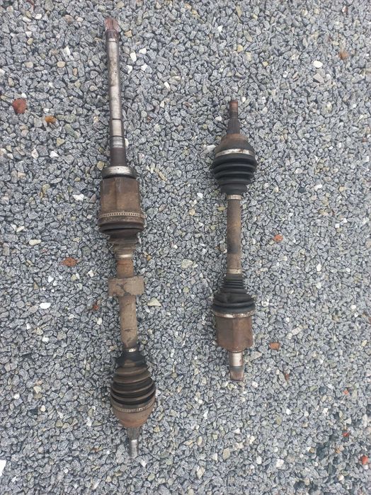 Półoś prawa,lewa przód ford kuga mk2 4x4