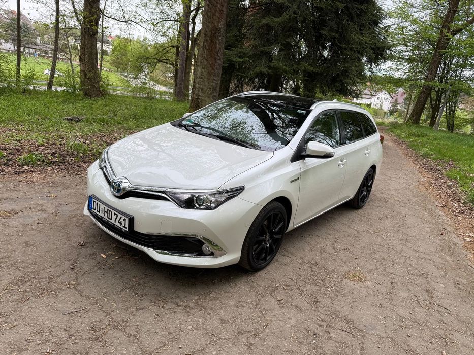 Toyota Auris Kolor Biała Perła~1 Właściciel~tylko 126OOO~Bezwypadkowa~Panorama~Navi