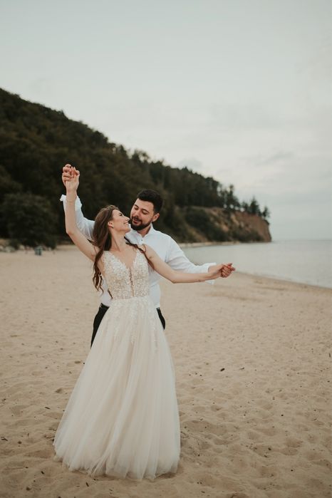 Piekna Suknia Ślubna