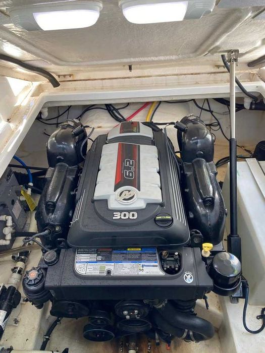 motorówka Monterey 275 SY 16r Sport Yacht, 6.2L, AC, Raymarine,