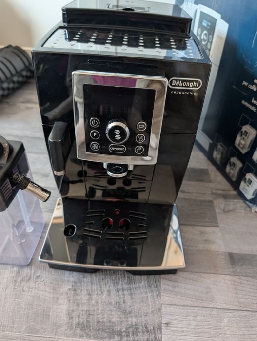DeLonghi Cappuccino Ecam 23.460.b