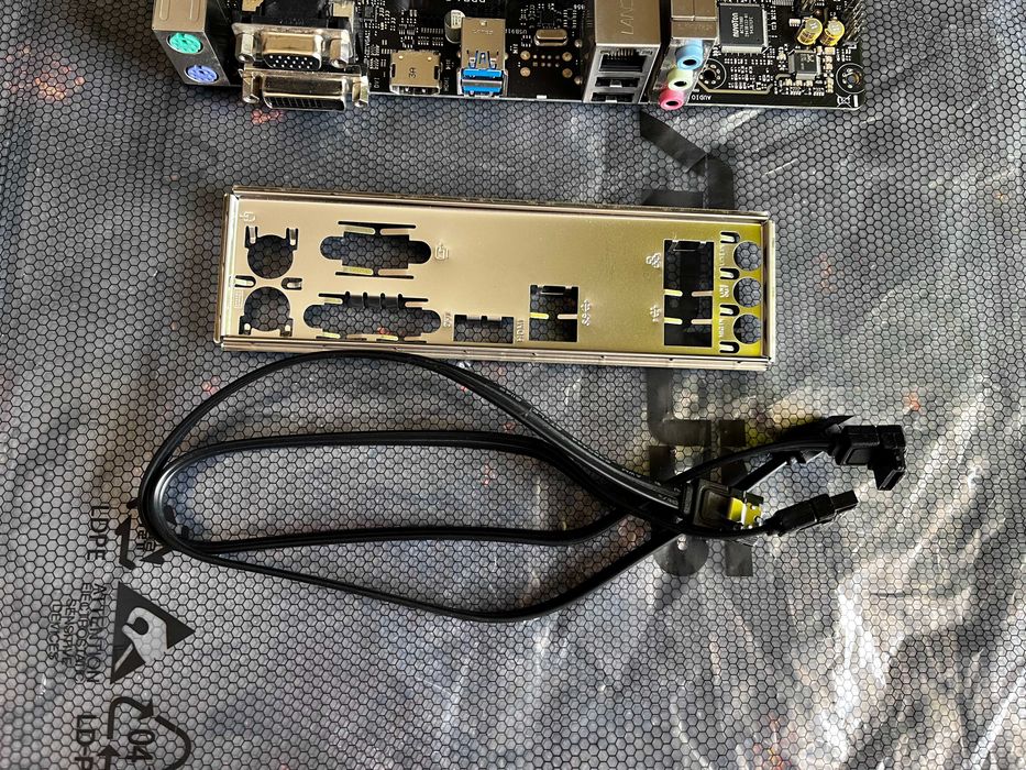 Bundle Motherboard Asus Prime H310M-R R2.0 DDR4 + Intel Core i5-8500 + Windows Pro