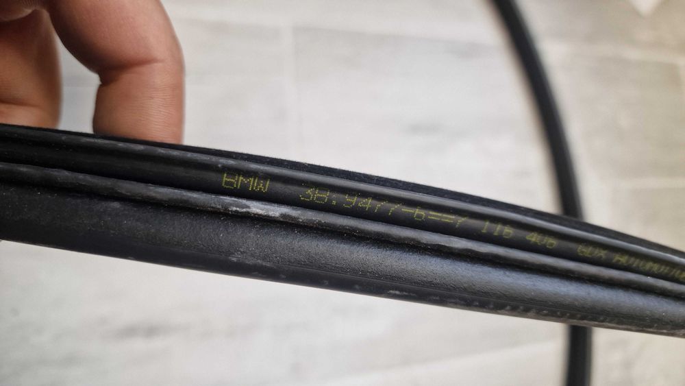 Uszczelka Drzwi Wewnętrzna Lewy Tył Bmw E39 Touring