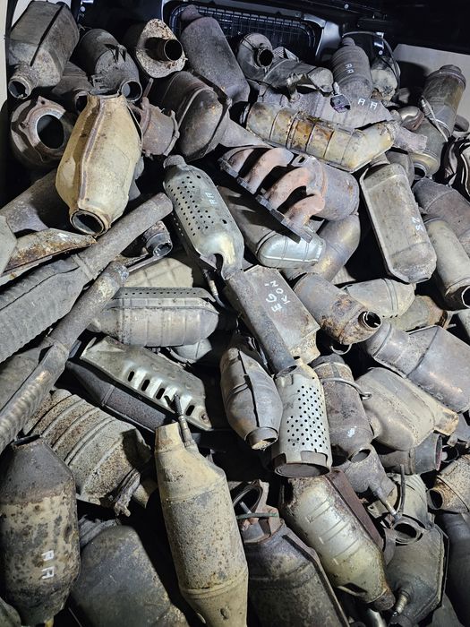 Katalizatory skup katalizator