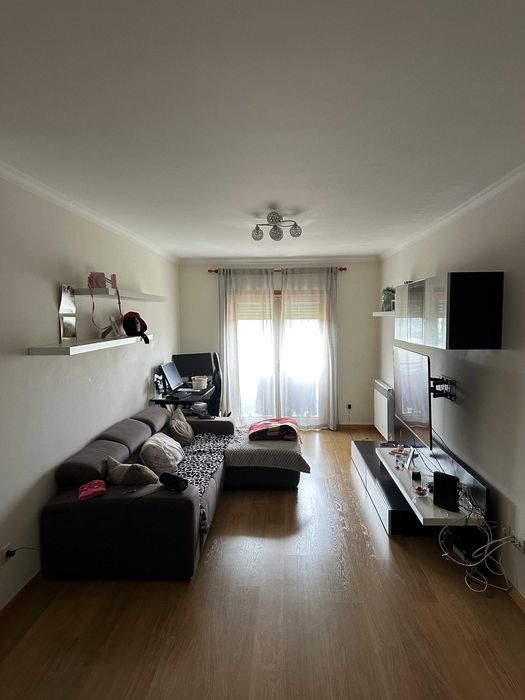 Arrendo apartamento T2 Bragança