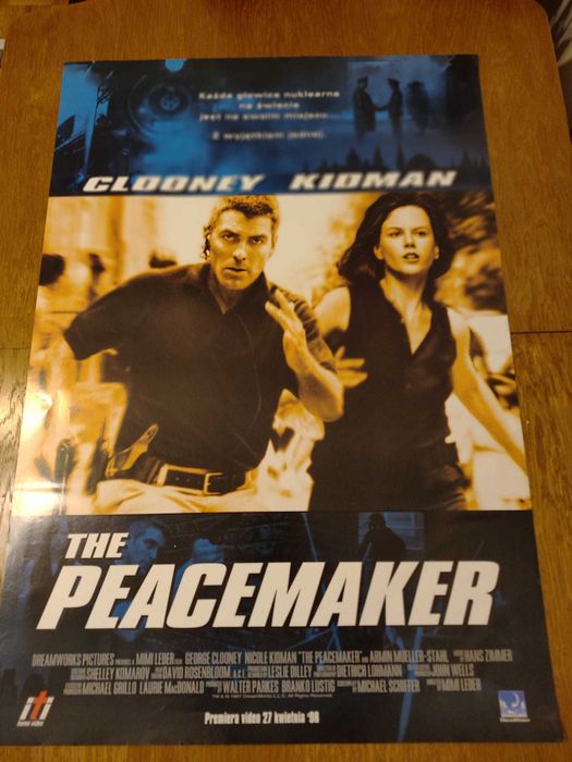 Plakaty Filmowe: Peacemaker, Telemaniak, Bon Appetit Mamuśka!