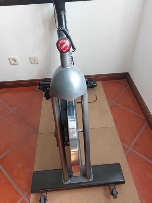 Bicicleta Estática NORDICTRACK GX3.9 Sport