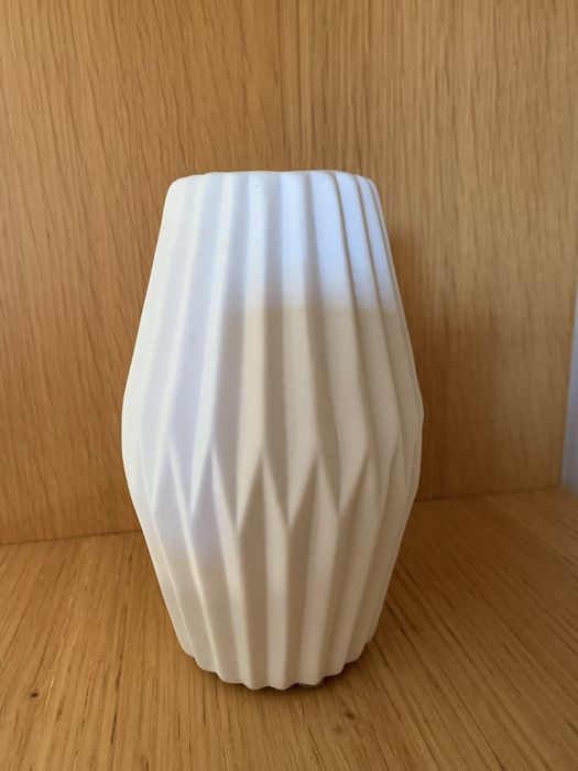 Ceramic Jug434369472255774720