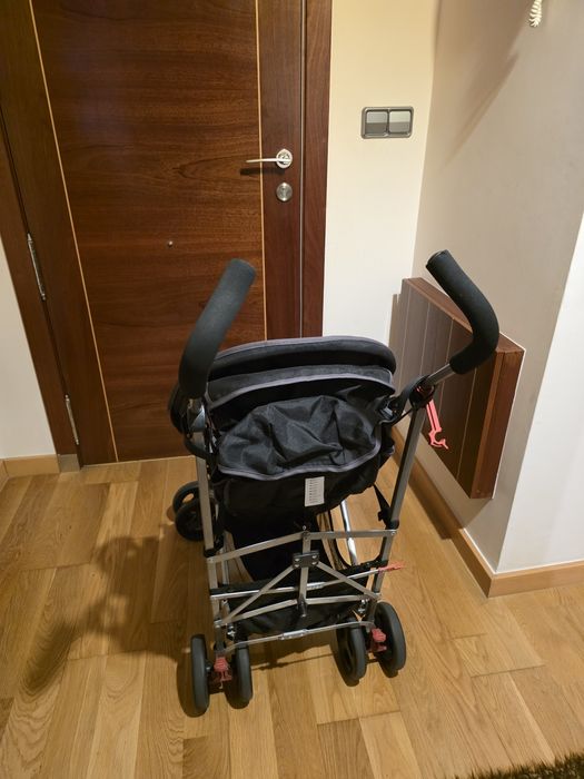 Carrinho bebe passeio - leve e compacto