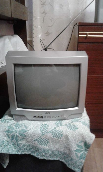 Телевизор  JVC б\у рабочий