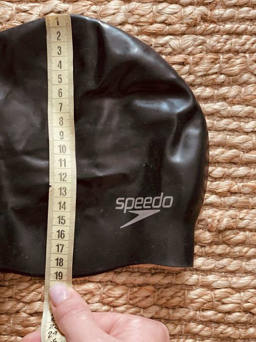Для плавания шапочка speedo и шлепки