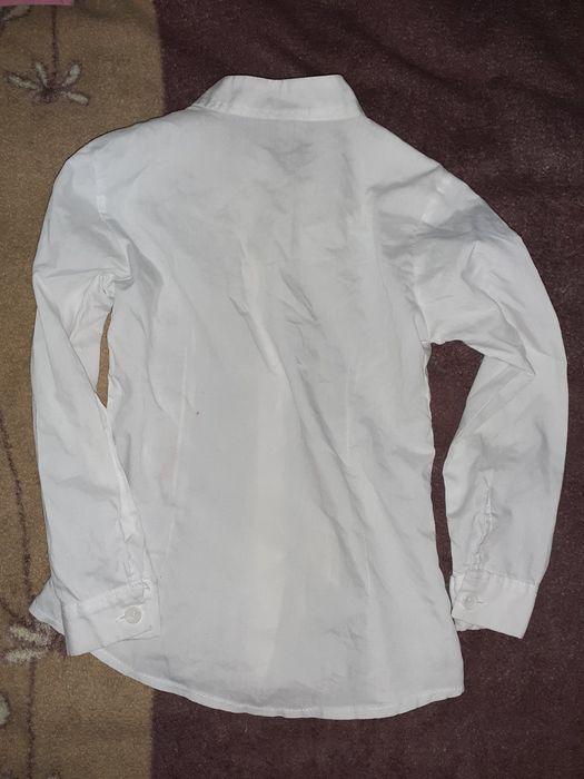 Нарядная школьная блузка на 6-7лет