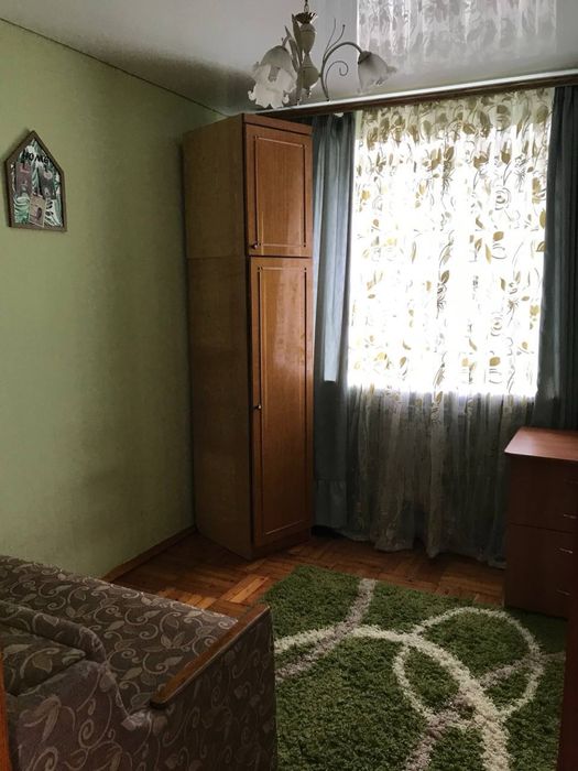 Оренда квартири на космонавтів