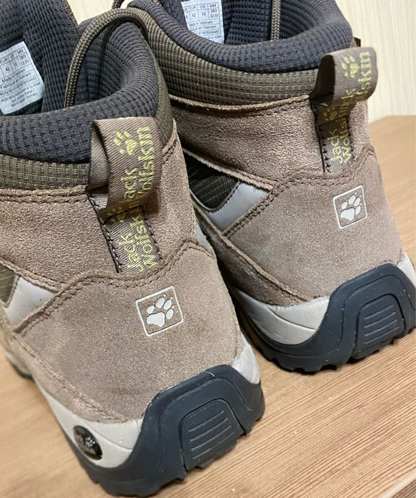 Ботинки трекинговые бренда Jack Wolfskin