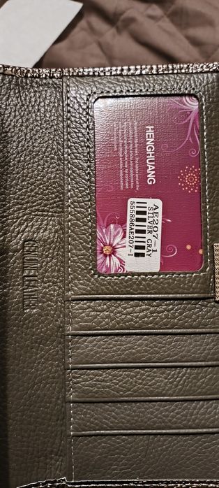 Продам жіночий шкіряний гаманець