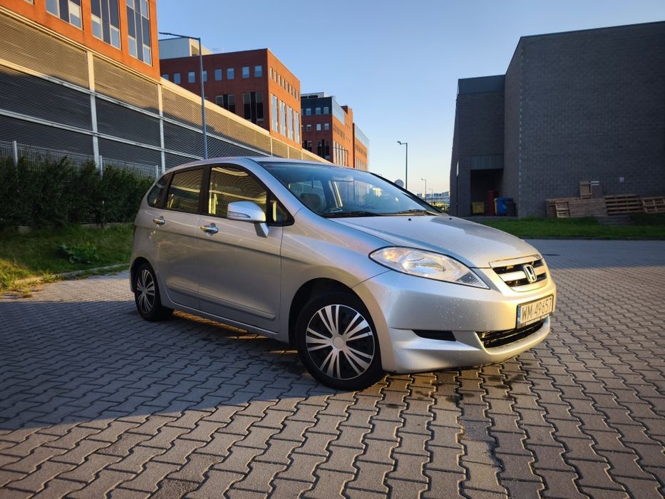 Honda FR-V
