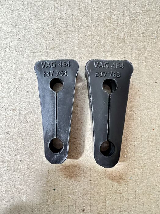 Упор замка двери skoda