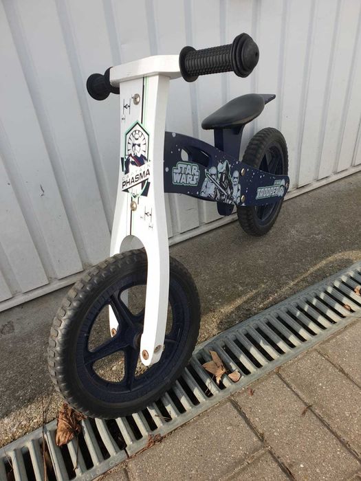 Sprzedam rowerek biegowy Star Wars
