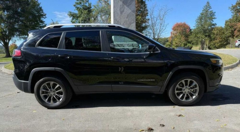 Jeep Cherokee Latitude Plus      2020