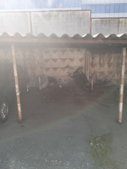 Продам місце на стоянці
