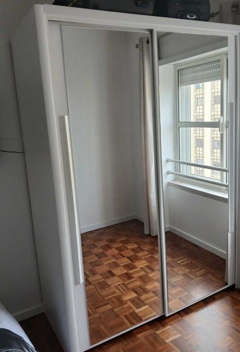 Roupeiro para quarto, branco com espelhos