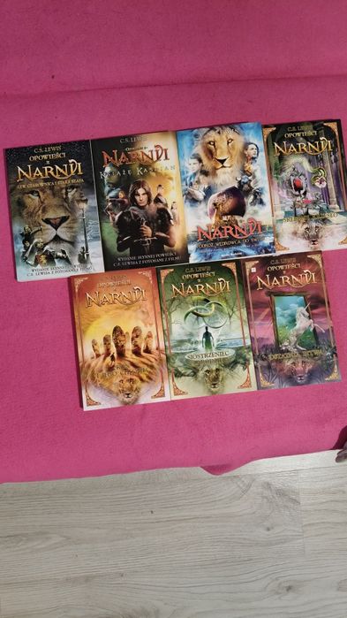 Cała seria Opowieści z Narnii (7 tomów)