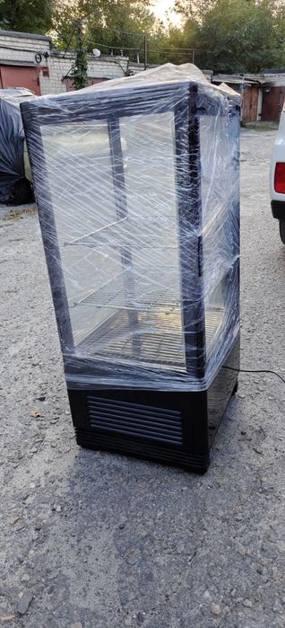 Продам холодильную витрину GoodFood RT78L-B (б/у)