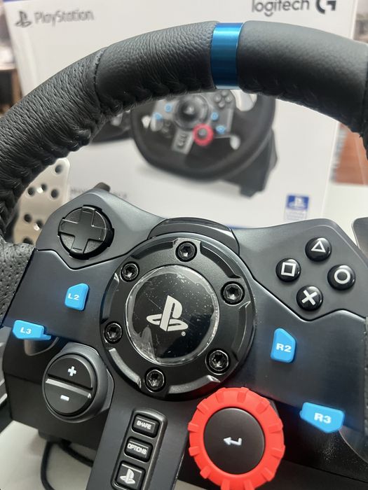 Logitech G29 – Volante com Pedais | PS4 / PS5 / PC | Novo