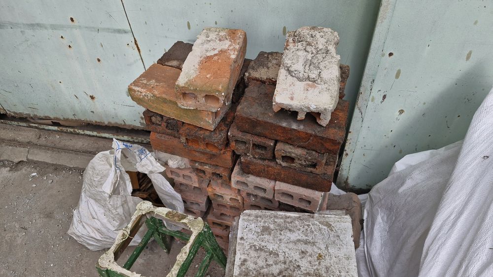 Gruz czysty wiadra worki cegły pustaki, beton, tynk dopłacę pomogę