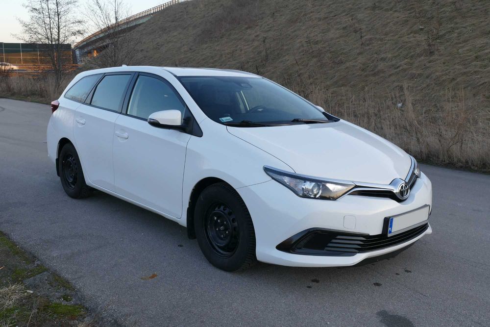 Toyota Auris 2018 1,4 D4D niski przebieg