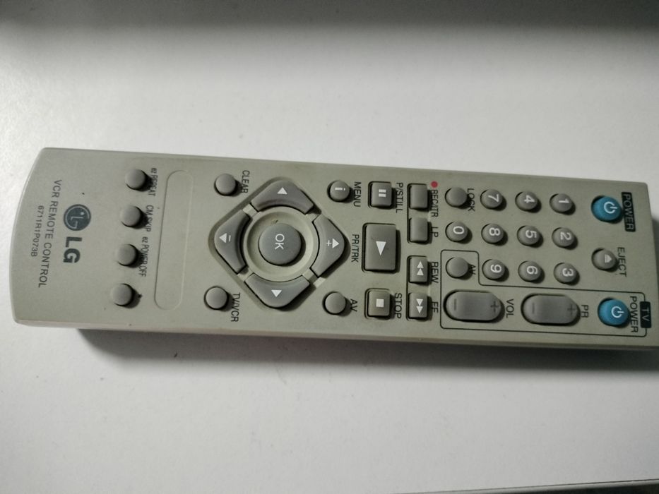 Leitor de cassetes de vídeo LG- LV4665