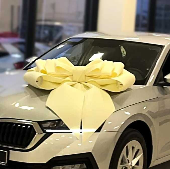 Бант на машину для подарочного авто