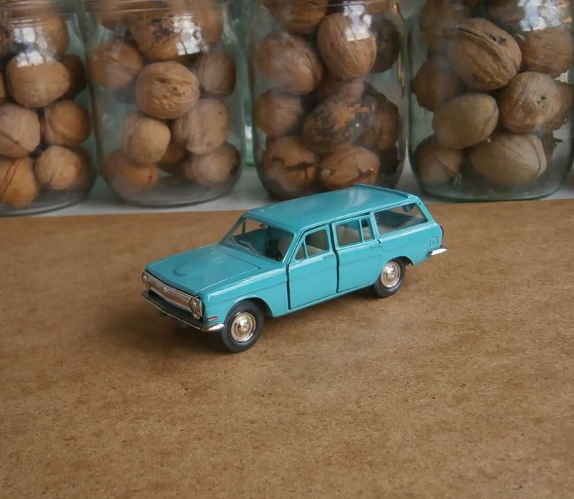 Модель СССР 1:43 Зил Москвич Камаз ГАЗ Руссо Балт РАФ Alfa Romeo NSU