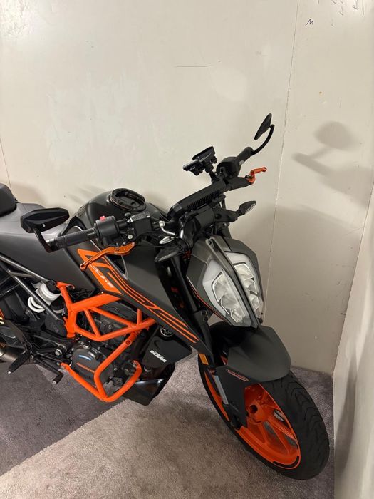 KTM duke 125 z 2021 roku