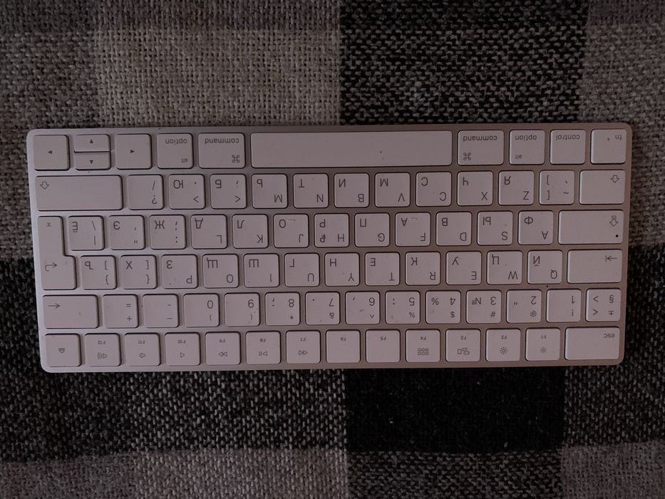 Клавіатура Apple Magic Keyboard 2 A1644 гарний стан