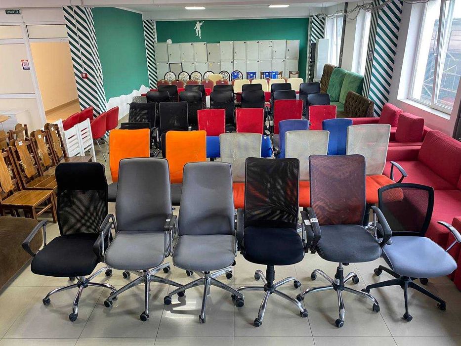 РАСПРОДАЖА офисной мебели  стулья кресла